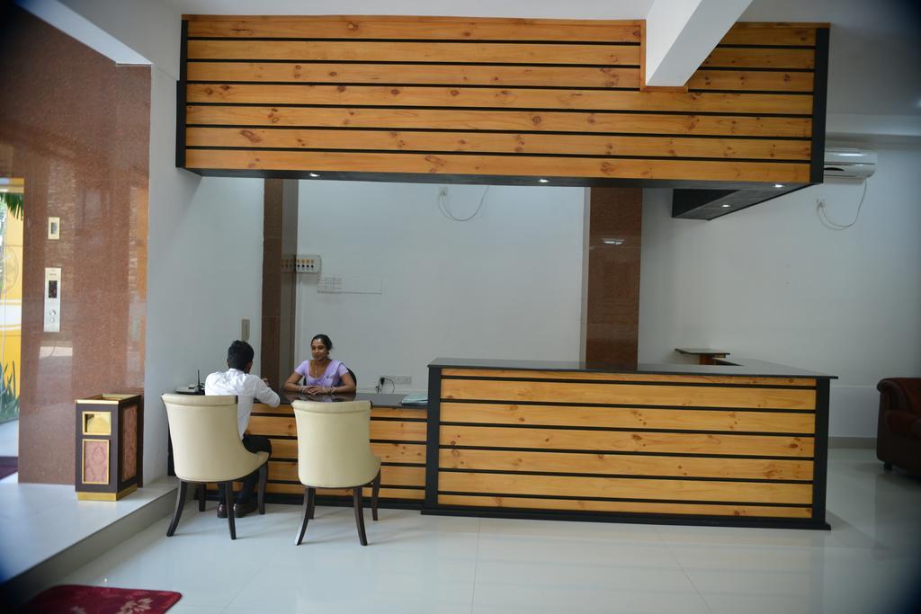 Hotel Kamrel Kurunegala Ngoại thất bức ảnh